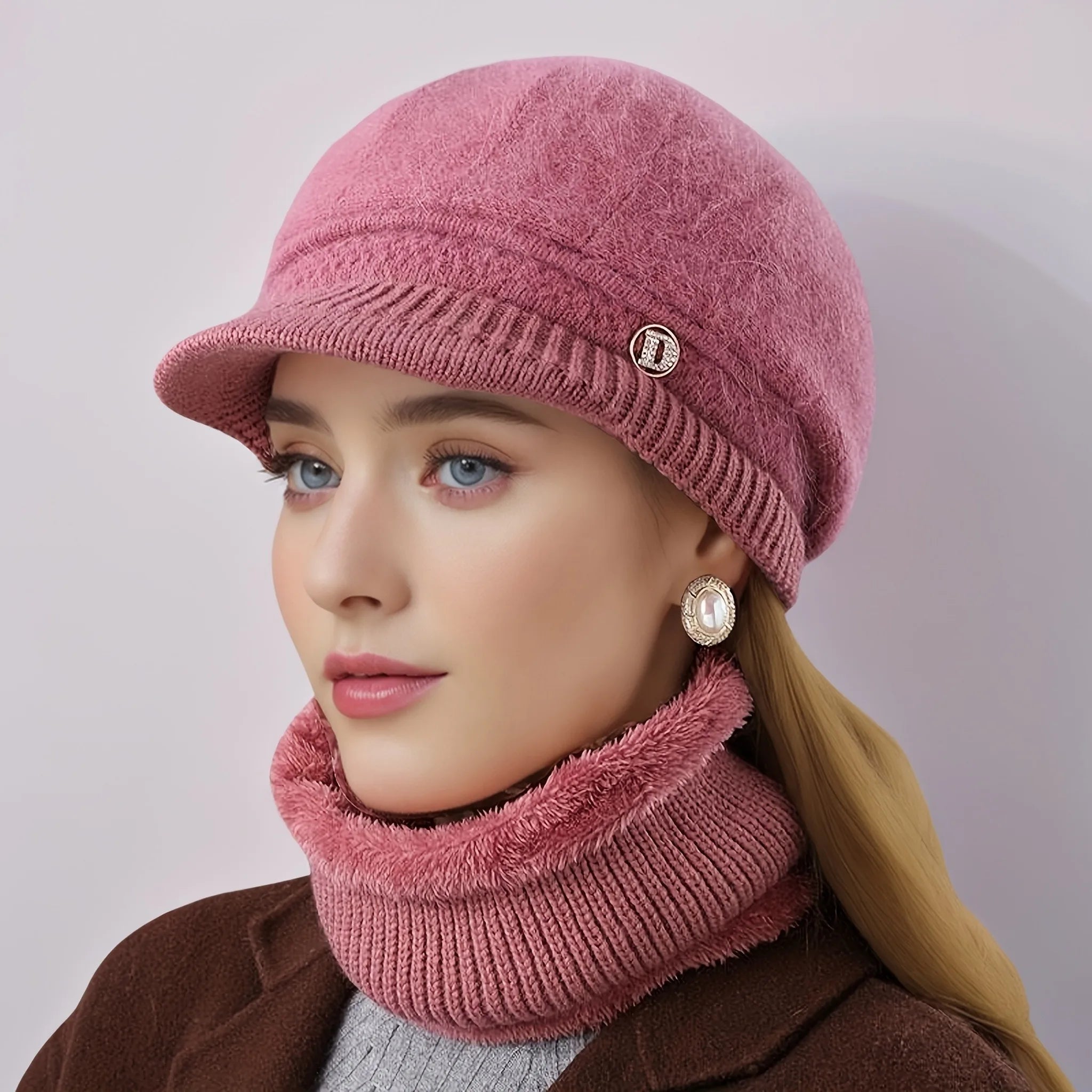 2pcs/ Set Women‘s Hat and Neck Scarf Versatile Winter Warm Cold Hat for Mothers Middle-aged and Elderly Suitable for Exercise