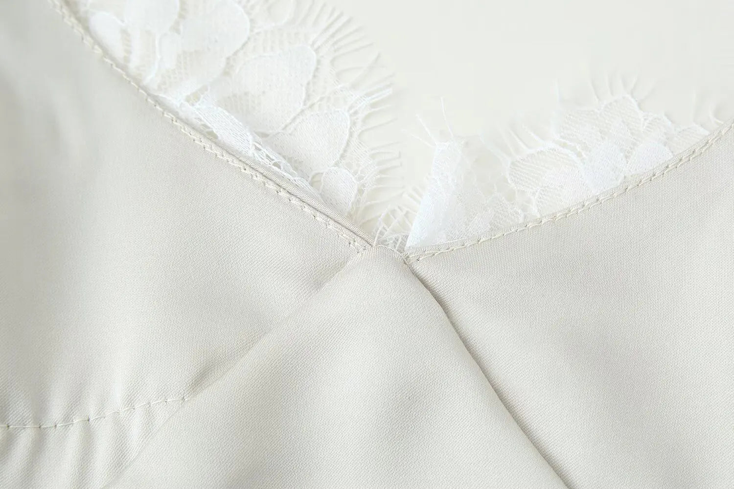 New 2026 Women V Neck Satin Sling Long Dress Lace Patchwork Backless Sexy White Gowns Summer Evening Party Maxi Vestidos