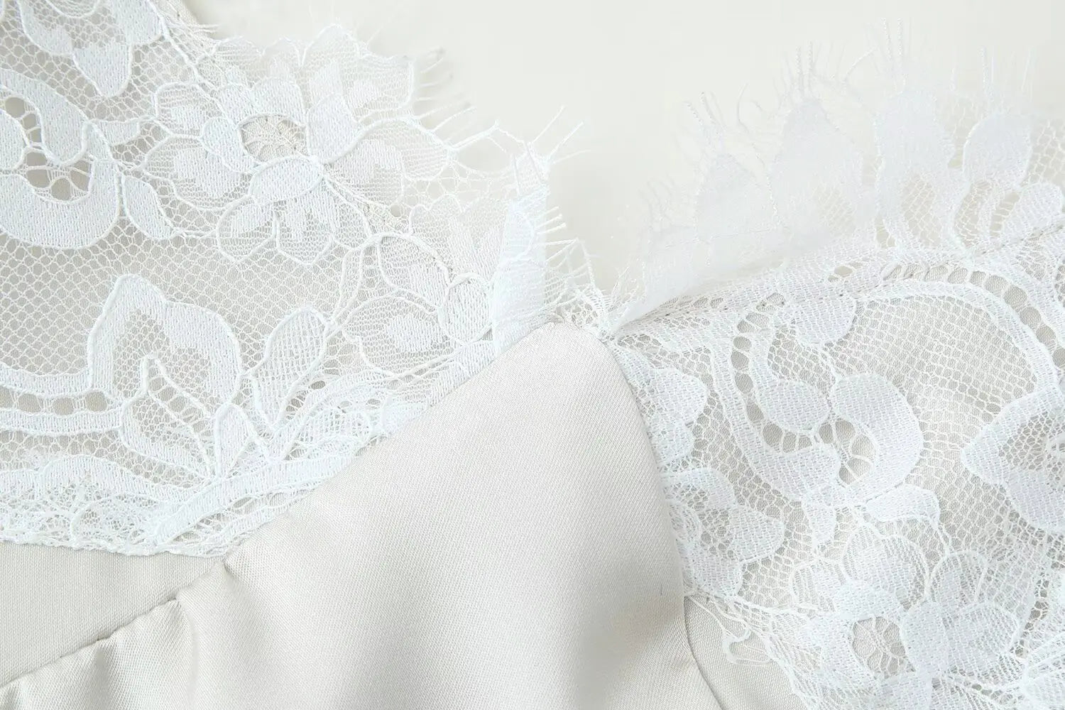 New 2026 Women V Neck Satin Sling Long Dress Lace Patchwork Backless Sexy White Gowns Summer Evening Party Maxi Vestidos