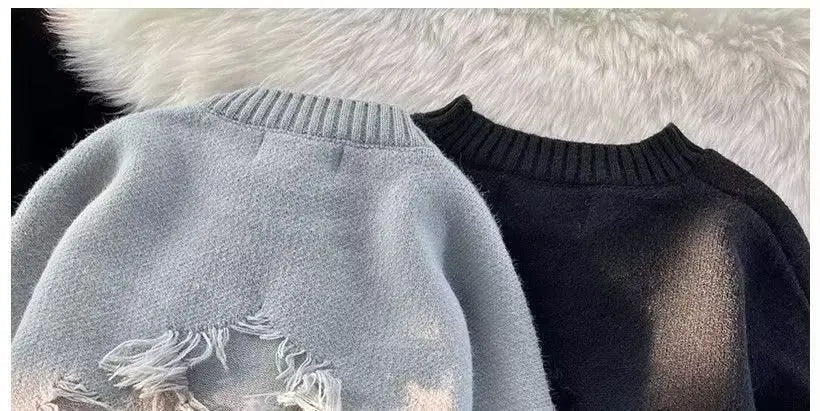 Winter Ripped Sweater Men's Round Neck Pullover High Street American Retro Japanese Style Solid Color Sweater For Teenagers