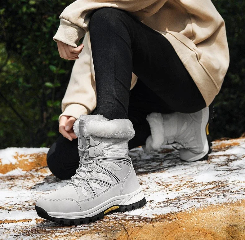 Winter Snow Boots Women High-top Outdoor Casual Keep Warm Soft Plush Ankle Boots Women Anti-slip Wear-resistant Women Shoes