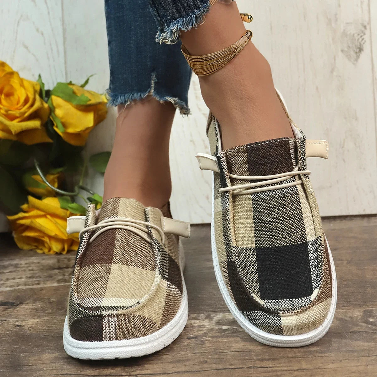 Women Canvas Shoes Summer Woman Fashion Breathable Lace Up Sports Shoes Women Platform Walking Designer Shoes Causal Sneakers