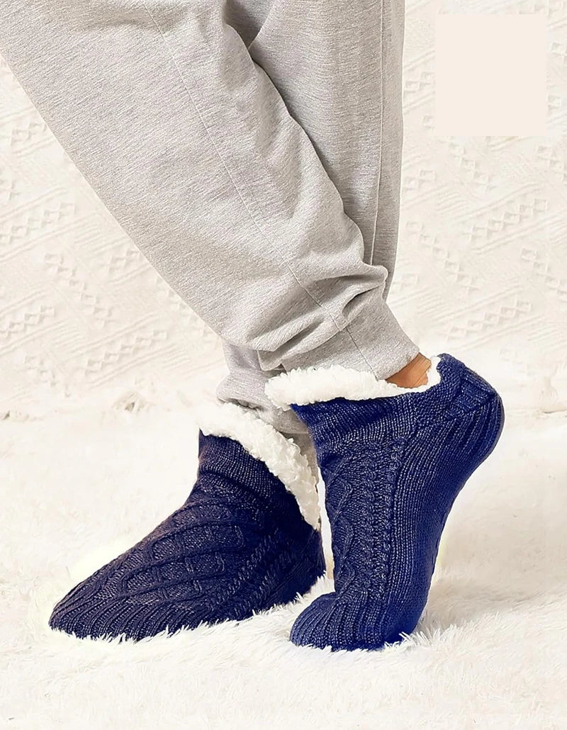 Winter Slipper Socks with Grippers for Men Women– Warm, Fuzzy, Fleece-Lined, Non-Slip, Cozy & Thick for Cold Weather Comfort